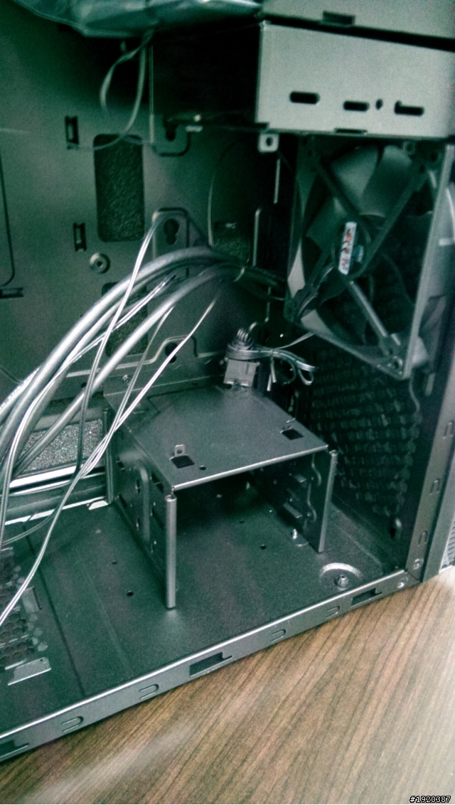 [開箱]Cooler Master Silencio 352亮面版 不專業開箱