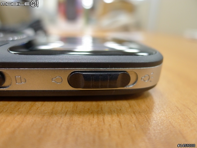 ZTE T303 長青族專用機 -- 老人機之開箱文
