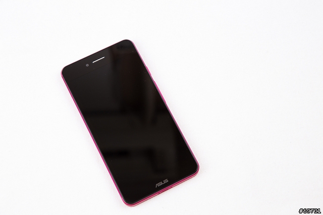 ASUS PadFone Infinity 亮麗桃紅 手機平板一次滿足