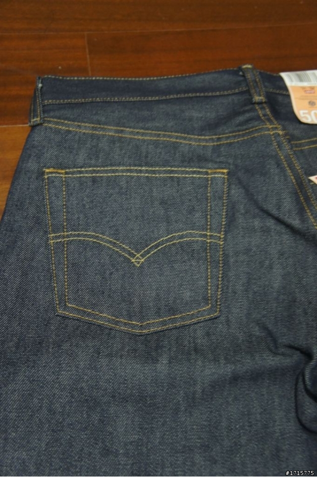 [開箱]Levi's 501-0000，想買來養褲的樓!慢慢的新增養褲過程!