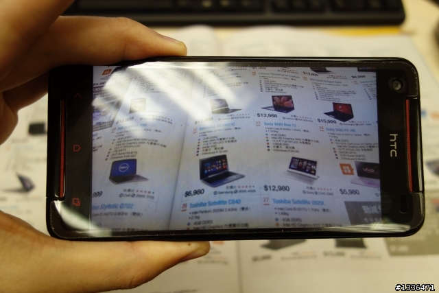 HTC Butterfly S 影相缺憾