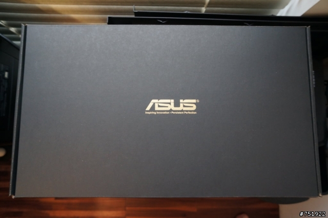 Asus P8C WS (C216晶片) + E3-1265L + Intel DC S3500 SSD + Powercolor HD7850 (無風扇)