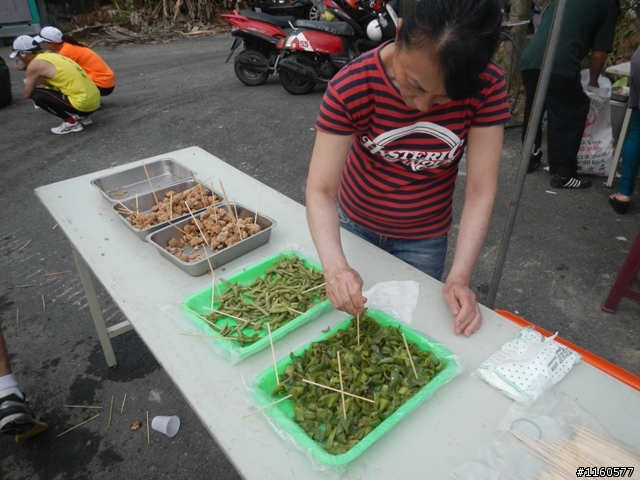 歡笑、美食聚一堂--2013屏東單車國道馬拉松