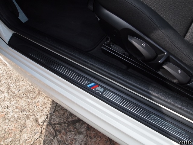 簡易開箱e82 118d Coupe