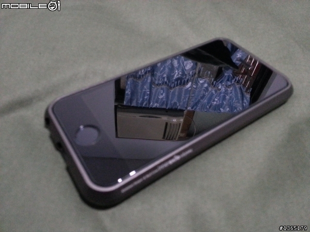 分享 innerexile odyssey 5 鋁合金外框 + iPhone 5s太空灰