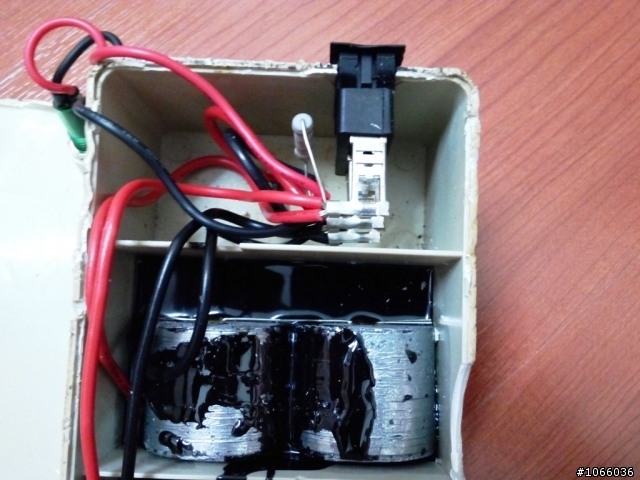 第四台購物買的省電王拆開後發現裡面根本就是.......
