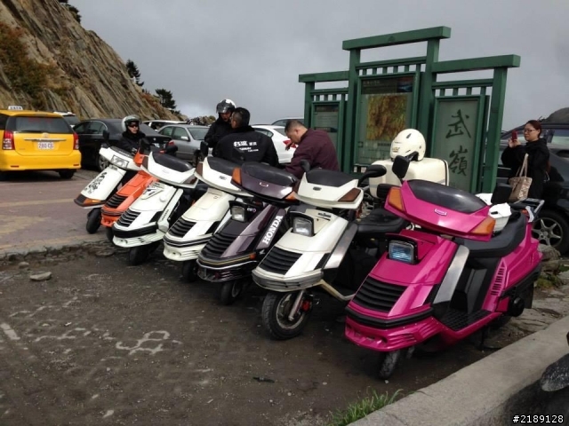 Vespa  Girl  Of  Taiwan 之 偉士四女孩長征花蓮