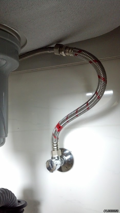 DIY安裝RO,在安裝進水三通時卡關了