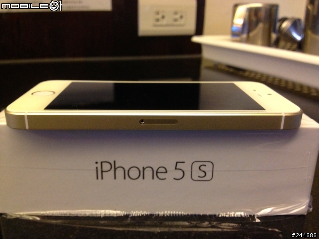原來中華電信可以提前三個月續約之IPHONE 5S 16G 金色開箱文