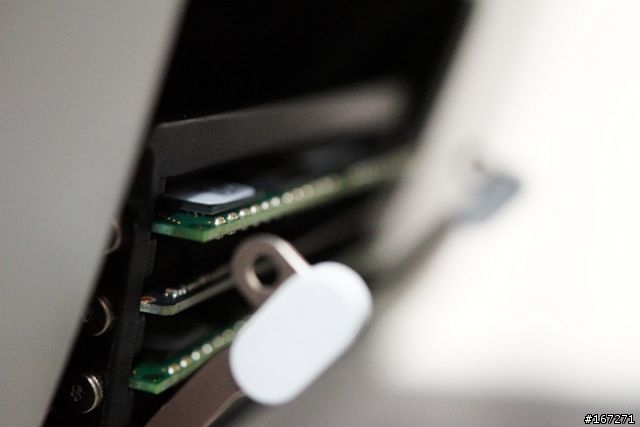 （開箱）2013 Late 偷偷改版的iMAC 27