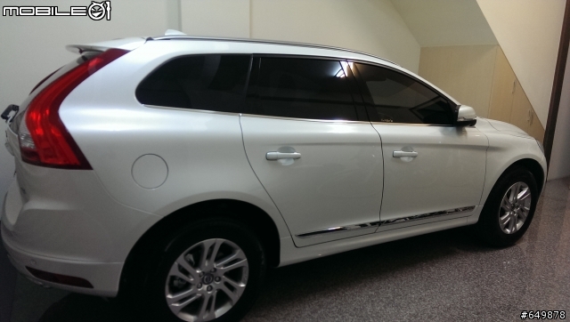 我的 VOLVO 2014 年式 XC60 T5 豪華版 珍珠白 也來獻醜一下
