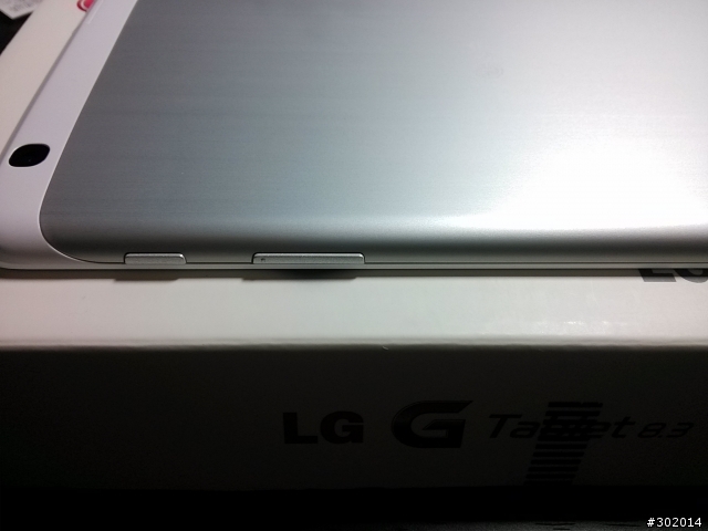 (更新)LG G Tablet 8.3 開箱.......營幕有暗點