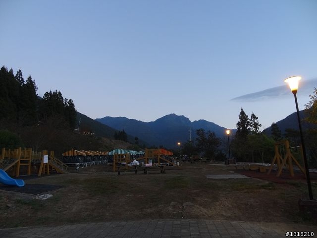 親子旅遊-武陵農場and 桃山瀑布步道