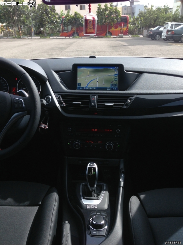 (簡易開箱文)BMW X1 20i Sport Line 13年式