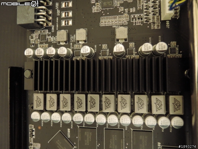 [開箱] 為 BF4 做準備 ASUS R9280X-DC2T-3GD5 雙槽改版再出發