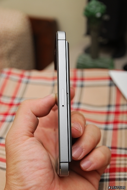 [開箱] CAFFEINE iPhone5付費套件 加碼 Tunewear FRAME x FRAME Shock Mount 搭配照
