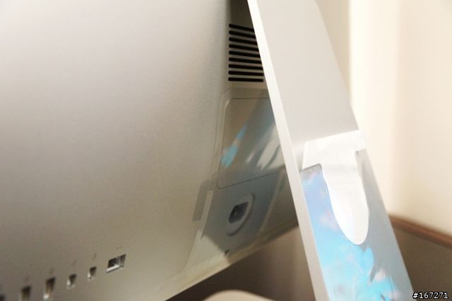 （開箱）2013 Late 偷偷改版的iMAC 27
