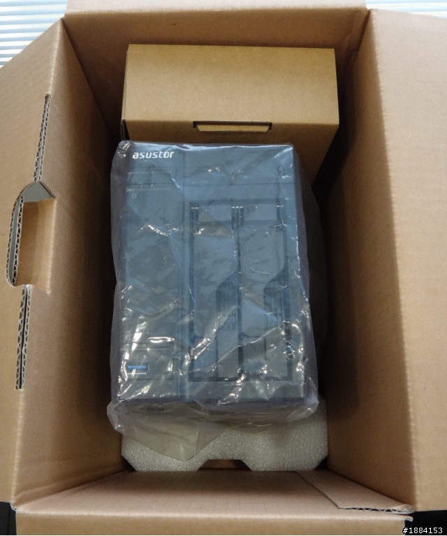 [開箱] Asustor 華芸 AS-302T 組合個人小劇院組!