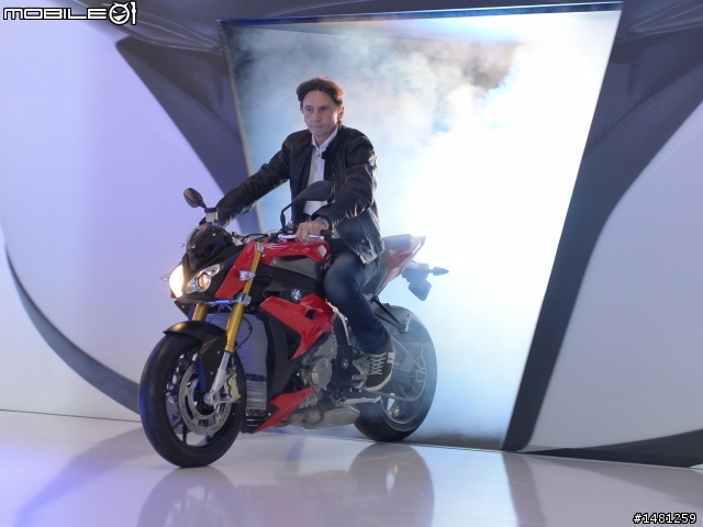 [EICMA2013] 街跑車 BMW S1000R新發表！ 2014年式 R nine T、R1200GS ADV米蘭亮相