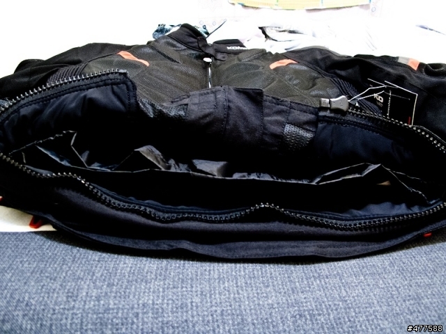 [開箱] KOMINE JK-052 Titanium Leather M-JKT R-SPEC 皮革複合材質防摔衣