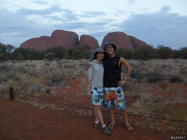 Uluru (aka Ayer's Rock) 露營行程  (圖多）
