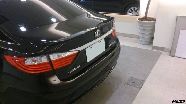 終於輪到我了(ES 300h 2014式 爵色黑)