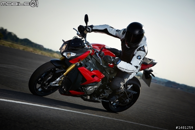 [EICMA2013] 街跑車 BMW S1000R新發表！ 2014年式 R nine T、R1200GS ADV米蘭亮相