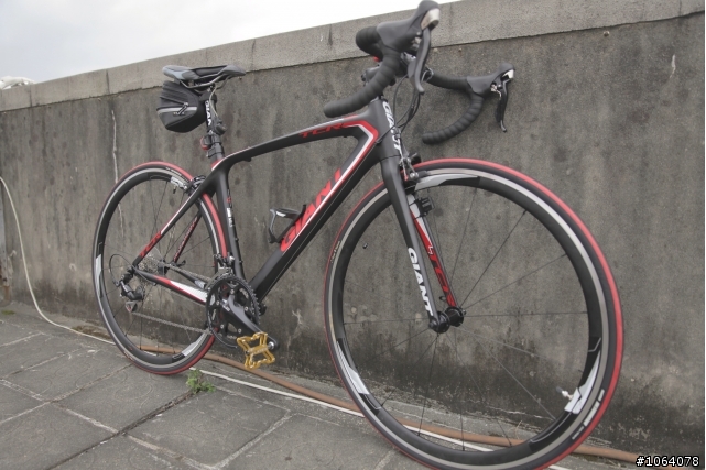 分享人生第一部公路車 TCR C2     就是愛國貨～