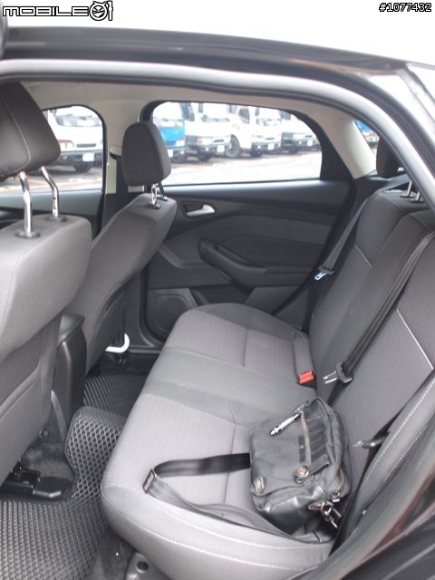 Ford Focus MK3 6w 鐵灰 開箱