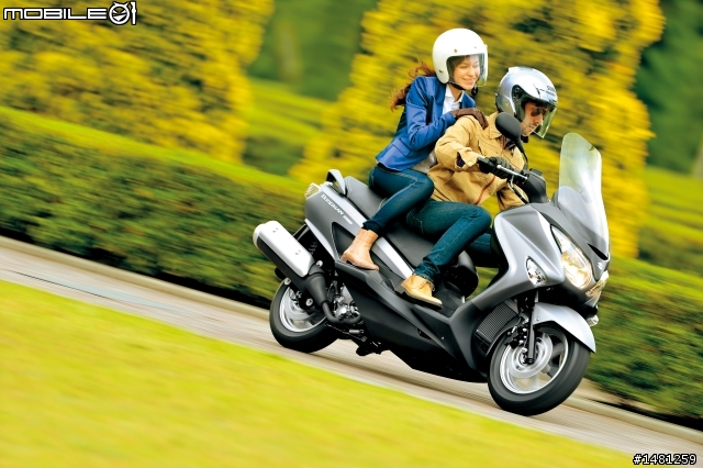 [EICMA2013] SUZUKI Burgman200 ABS發表、V-Strom1000 ABS 電子鳥加入多功能車市場