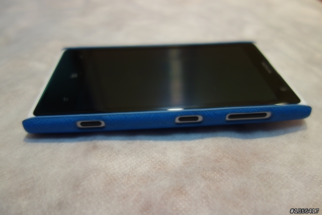 [分享]NOKIA Lumia 1020保護殼及保護套