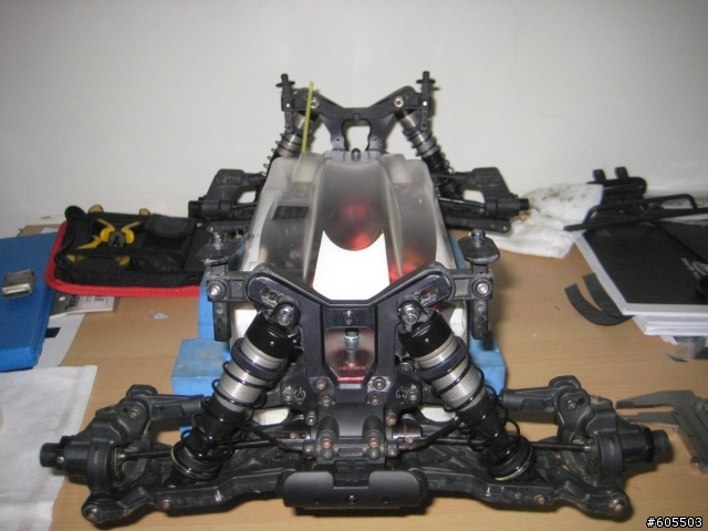 TEKNO EB48-車殼&尾翼新塗裝