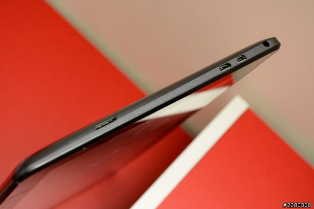 [開箱] Transformer Book T100變形筆電，不小心就荷包失守了