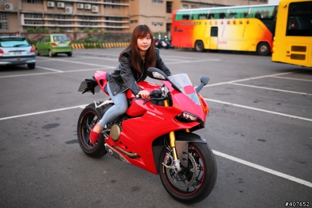 [開箱] DUCATI 1199 Panigale S 義大利浪漫跑車