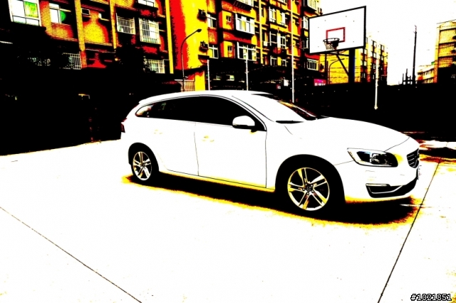 2014 V60 D4極地白簡單開箱