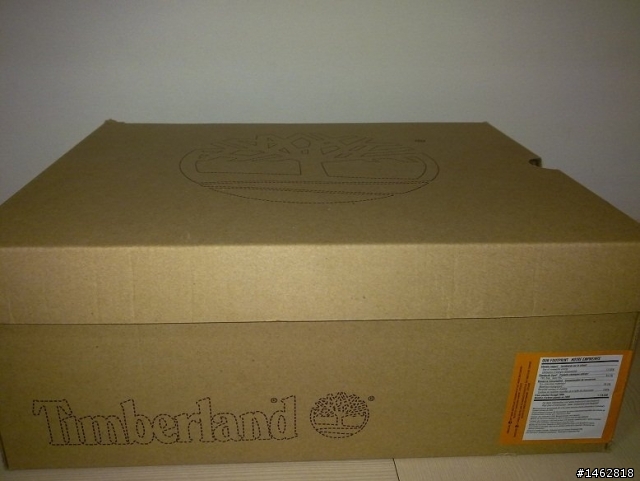 請問真假 黃靴10061