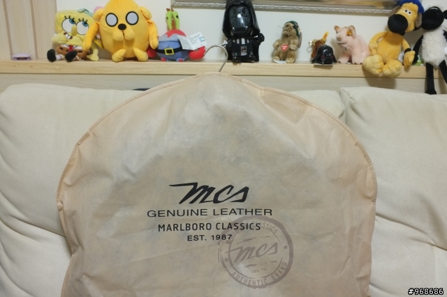 衣櫃第一件皮衣! Marlboro Classics ~~~