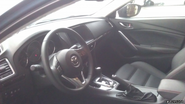 Mazda 6 Skyactiv-G賞車誌