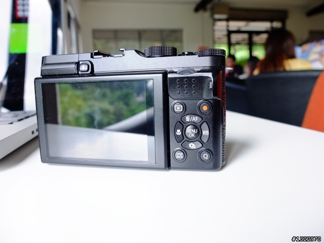 [小小兵開箱] Fujifilm X-M1 輕巧富士味 （圖多）