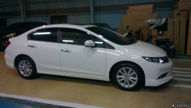朋友的Civic 9 vti-s 微開箱(後附自己的8代與fit)