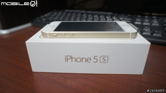 [開箱]一如往常的iPhone 5s金+客製手機殼跟愛心手工..(多圖)