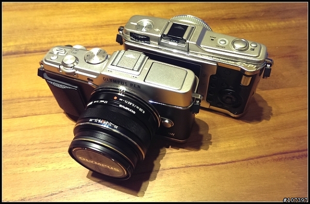【開箱】E-P5 17mm F1.8 Kit組