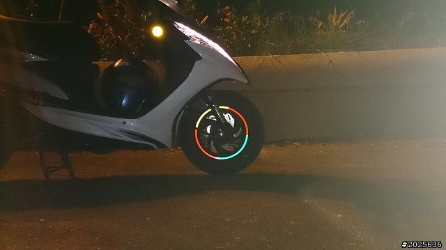 終於有時間的開箱文 sym z1 125 兼極小舒適改裝