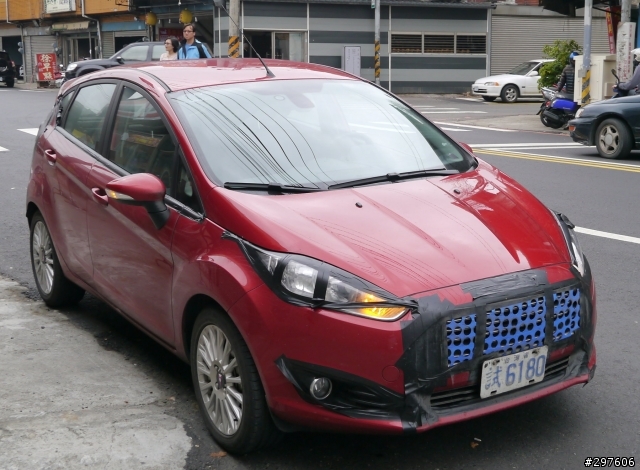 Ford Fiesta 偽裝車？