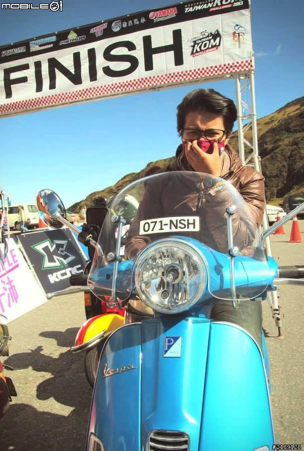 Vespa  Girl  Of  Taiwan 之 偉士四女孩長征花蓮