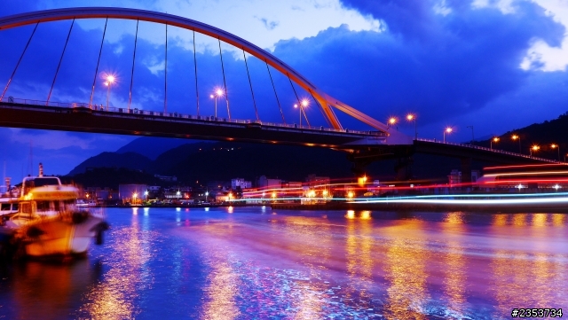 GX1與南方澳跨海大橋