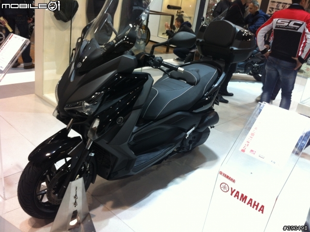看看這次義大利車展 X-MAX 的價格吧  125CC
