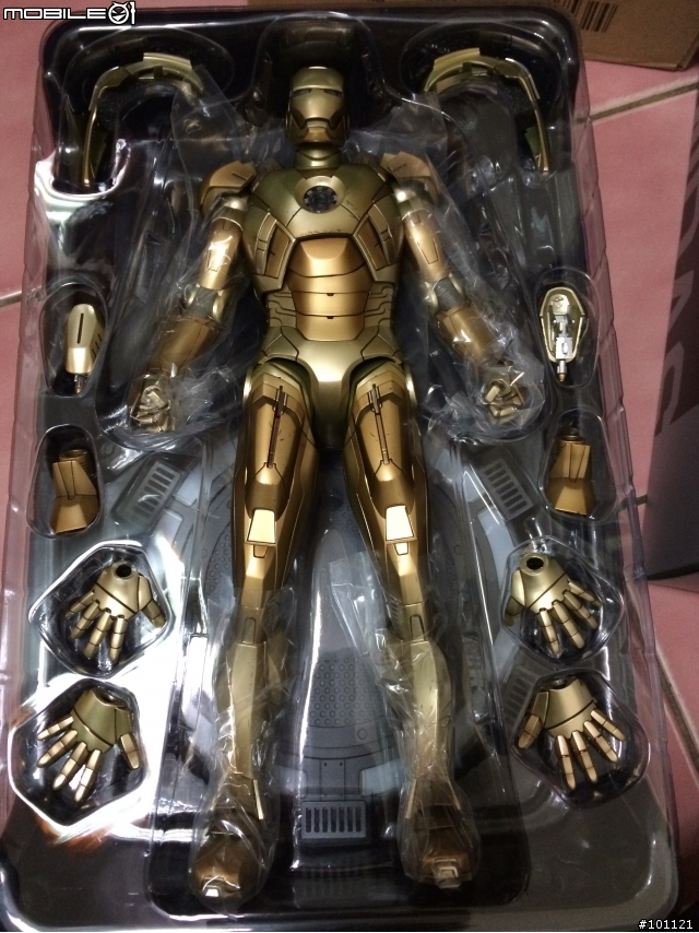 hot TOY 鋼鐵人 VS PLAY IMAGNITIVE鋼鐵人