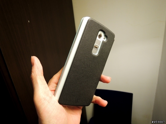 分享 LG G2 智慧感應開窗式側翻皮套!