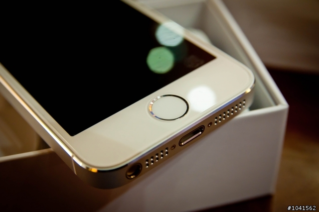 iPHONE 5S 32G 開箱
